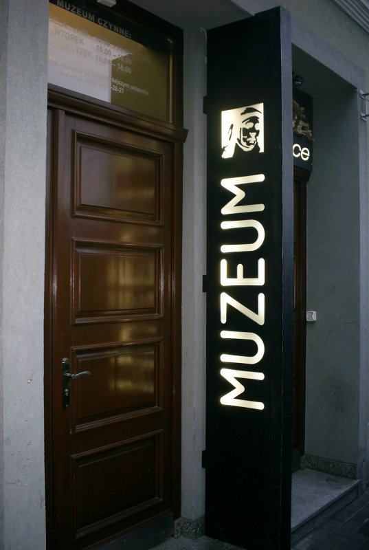 Muzeum Pro memoria Edith Stein nr 9 (Wejście do muzeum na zewnątrz)